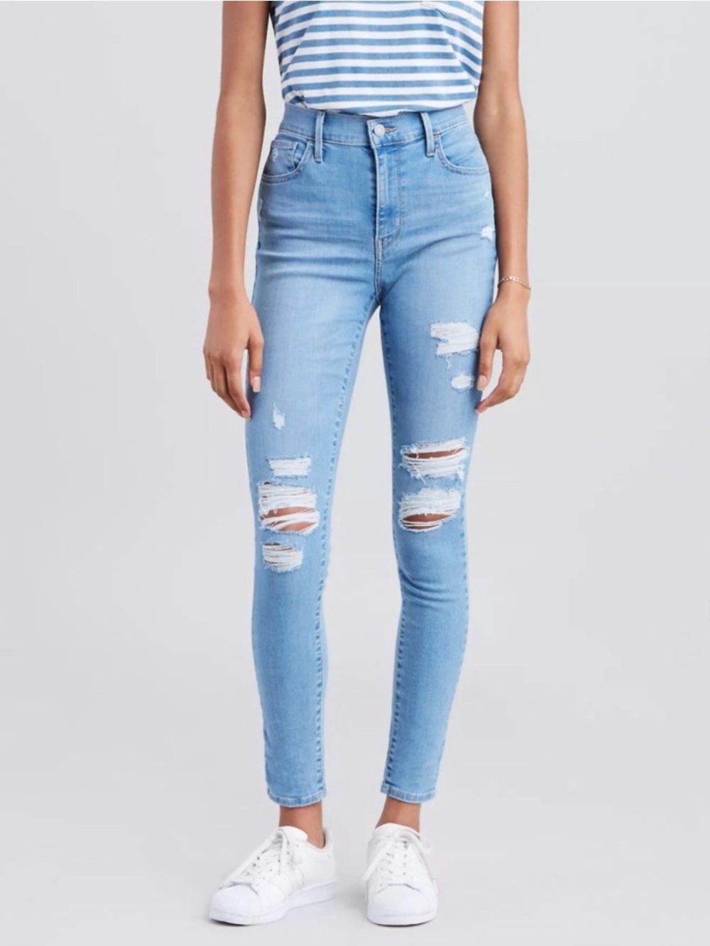 Women’s Levi’s 720 high-rise super skinny distressed jeans with stretch Sz 26